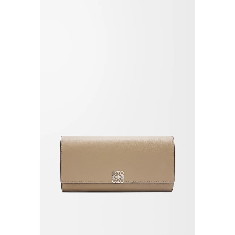 Anagram continental wallet in pebble grained calfskin