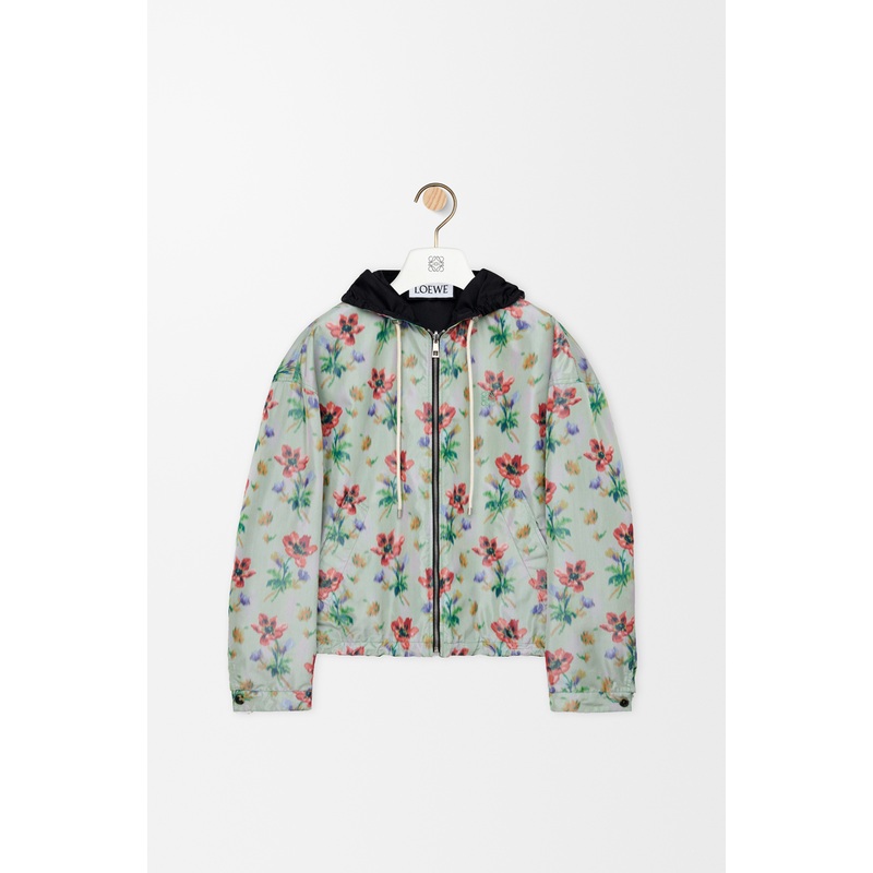 Hooded jacket in polyester and silk