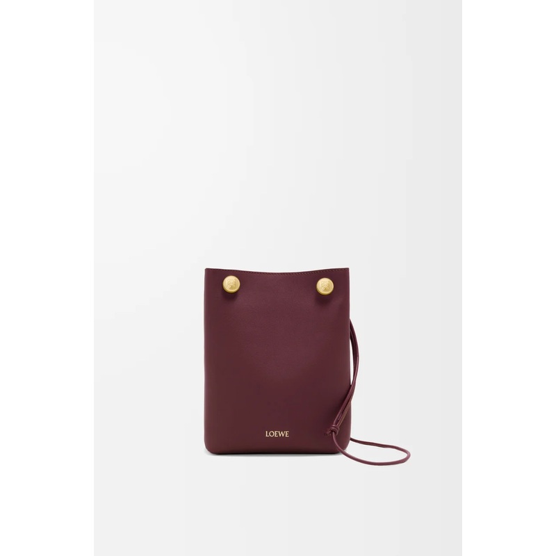 Pebble pouch in smooth calfskin