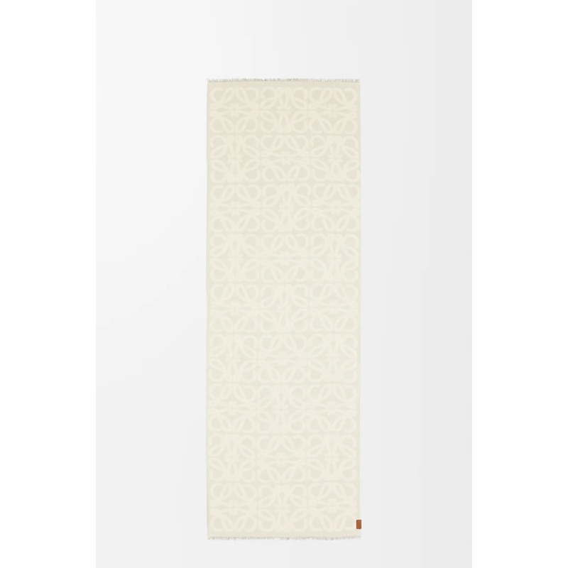 Scarf in wool and silk