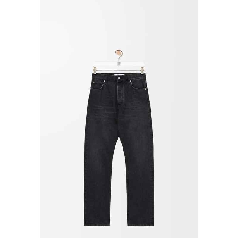 Straight leg jeans in denim