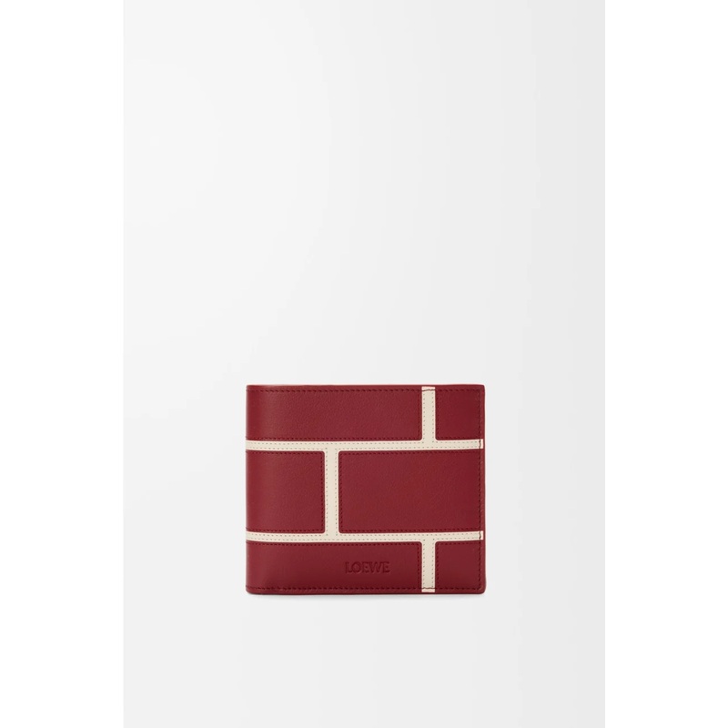 Bifold wallet in classic calfskin