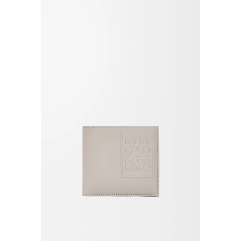 Bifold wallet in satin calfskin