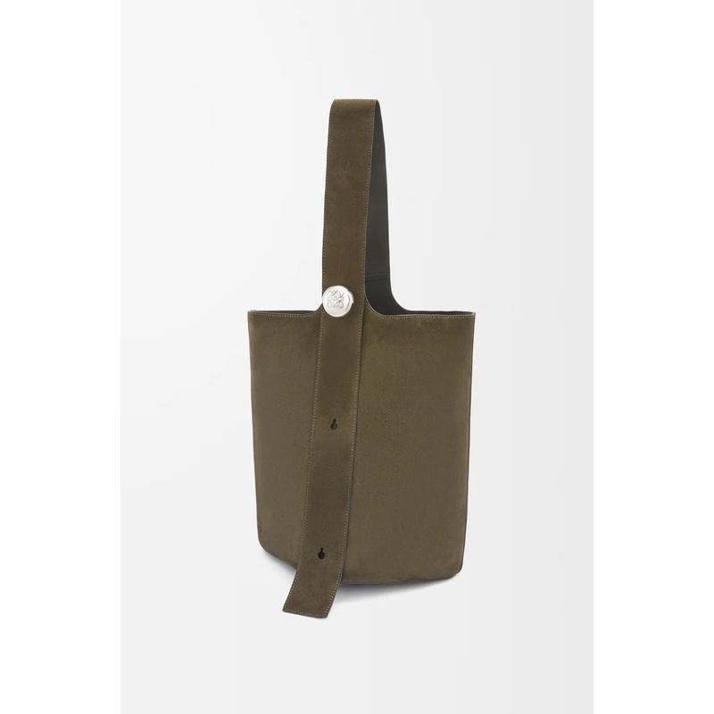 Large Pebble bucket bag in suede calfskin