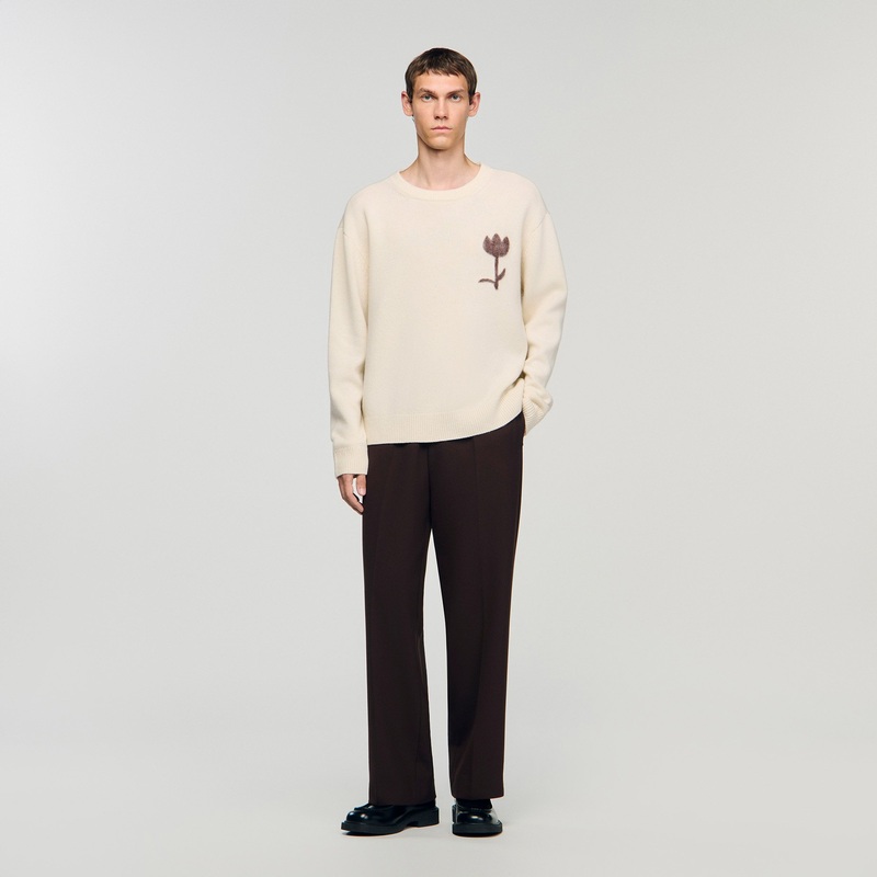 Wool sweater with flower detail