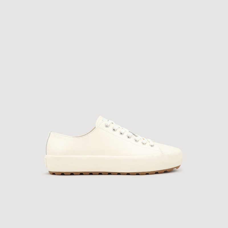 Low-top split leather trainers