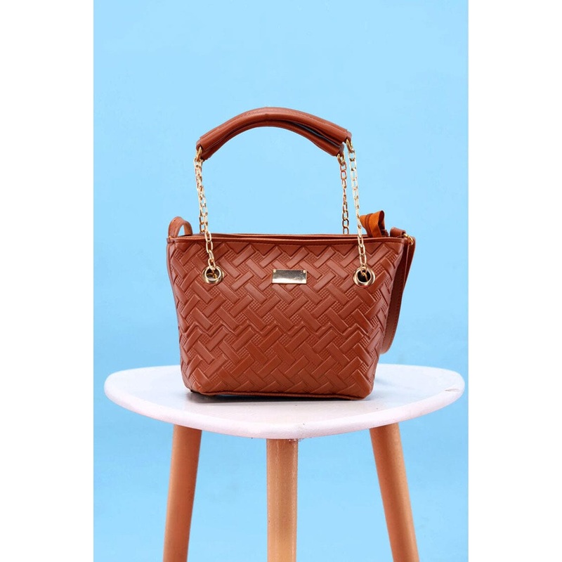 Women’s Textured Leather Shoulder Bag