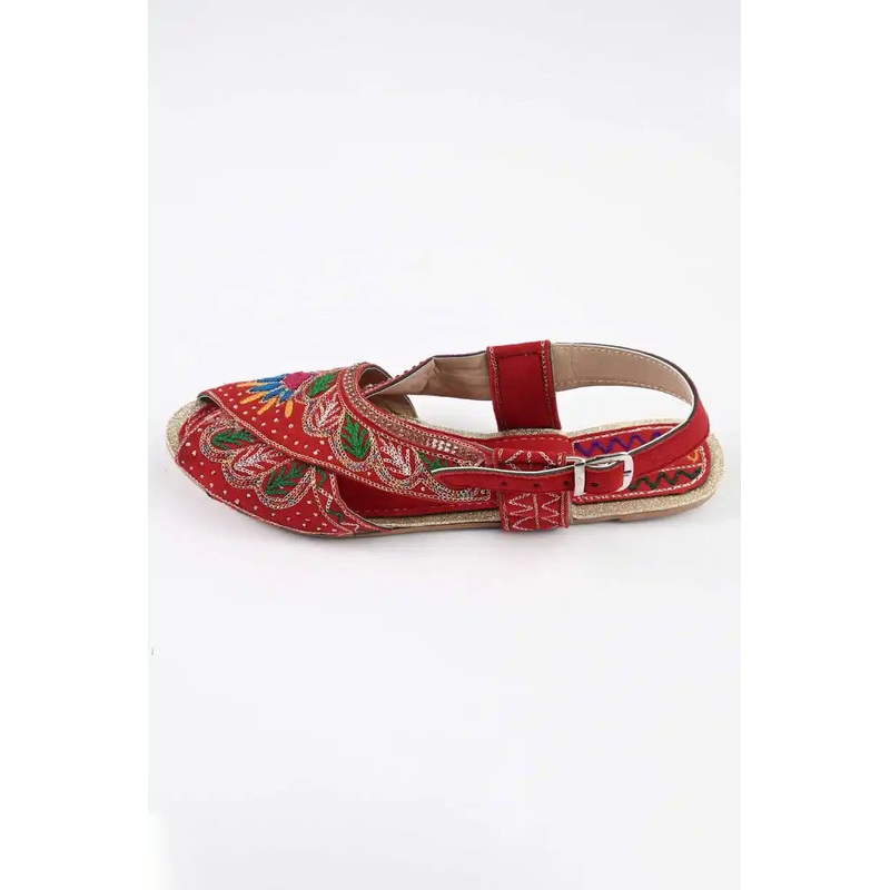 Women’s Craiova Embroidered Design Peshawri Chappal