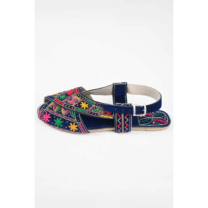 Women’s Timisoara Embroidered Design Peshwari Chappal