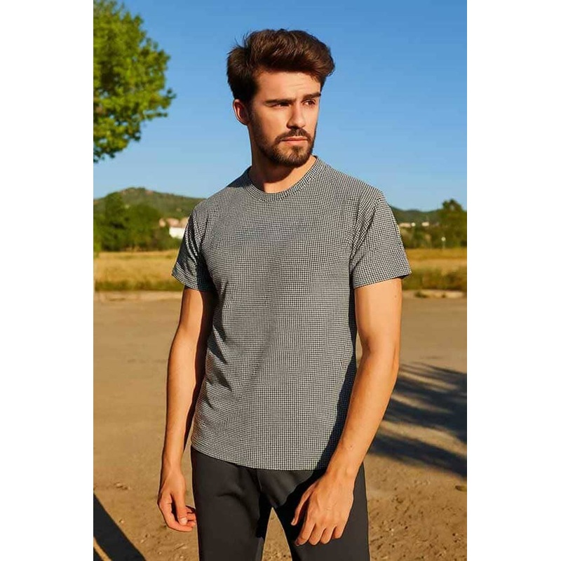 Max 21 Men’s Houndstooth Tee Shirt