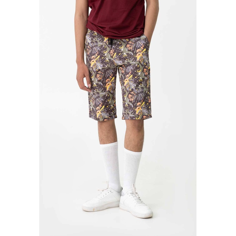 Men’s Monstera Leaf Printed Cotton Shorts