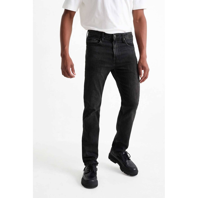 Cut Label Men’s Premium Straight Fit Denim