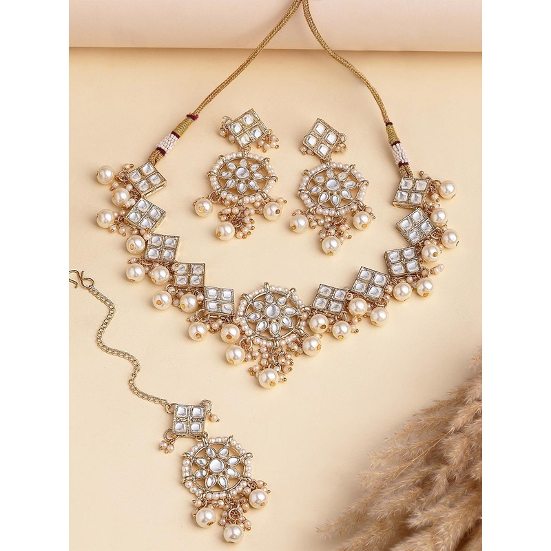 KARATCART Women Gold-Plated Gol-Toned Kundan-Studded & Pearl Beaded  Jewellery Set