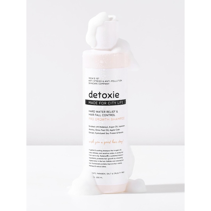 Detoxie Hard Water Relief & Hair Fall Control Pro Growth Shampoo – 200ml