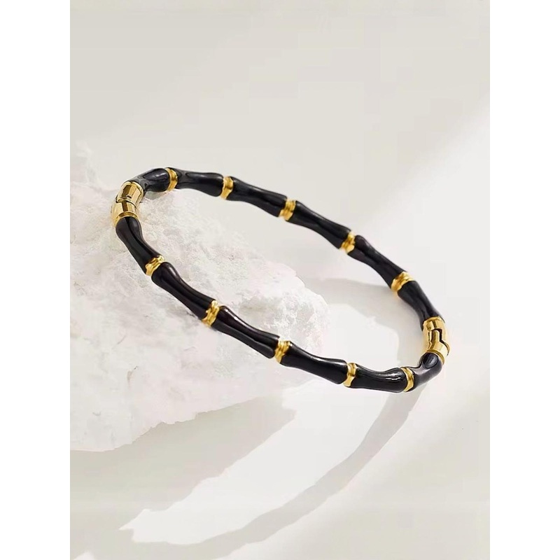 Nitant Women Bangle-Style Bracelet