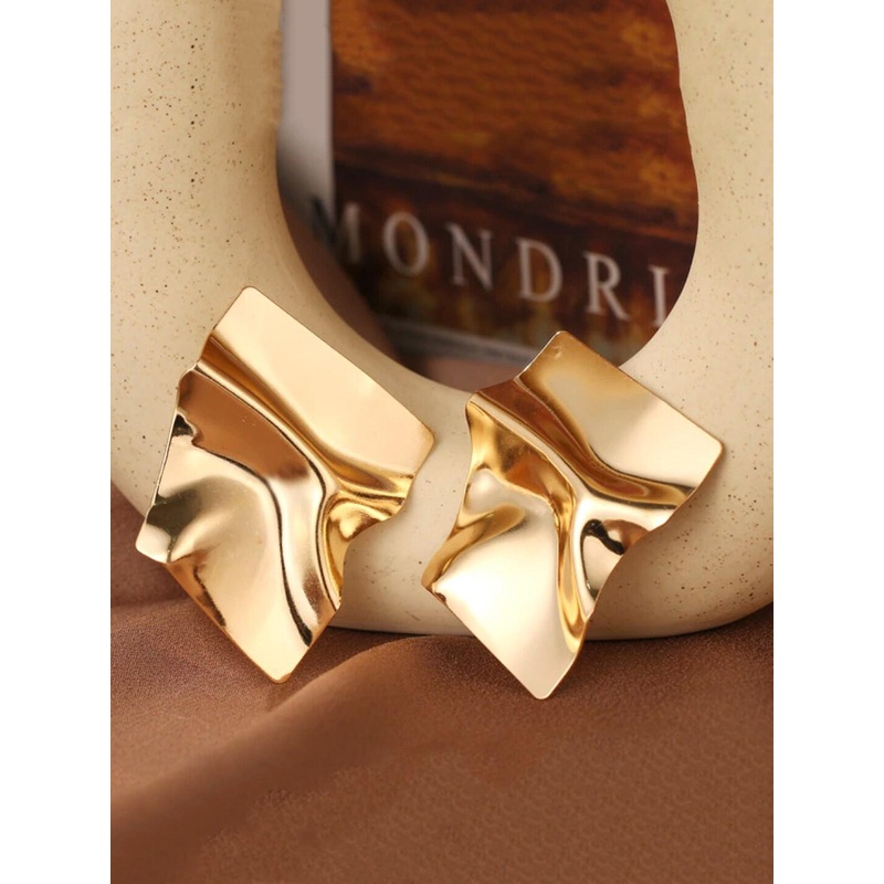 Yellow Chimes Gold-Toned Contemporary Studs Earrings