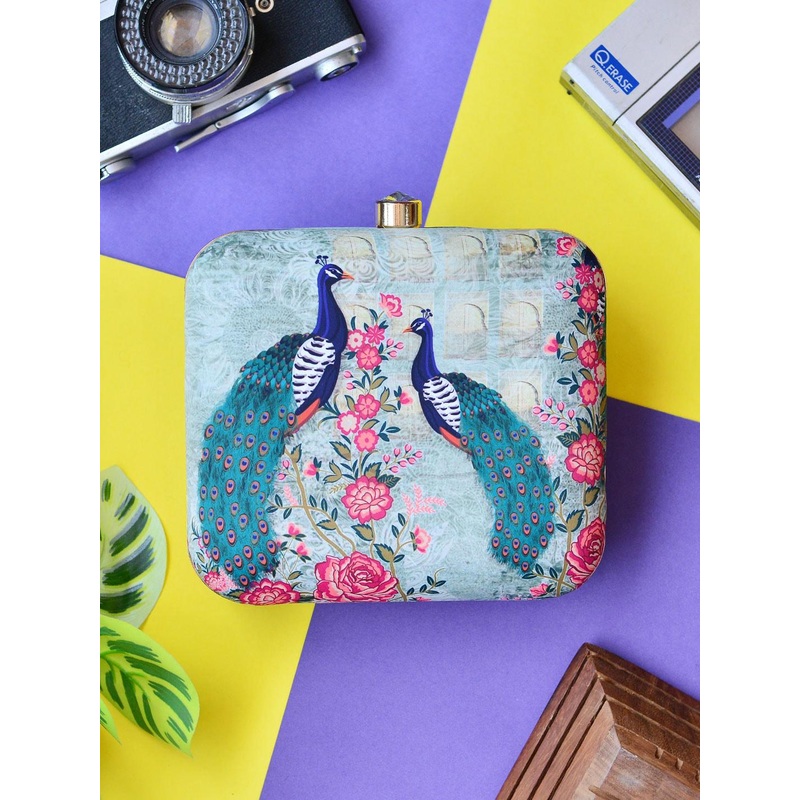 ARTKLIM Women Green & Blue Peacock Printed Box Clutch