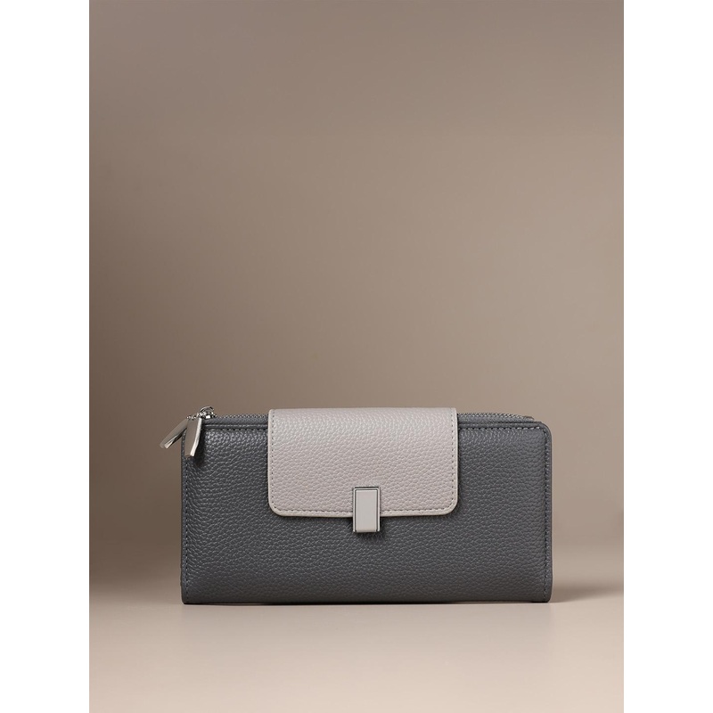 Lino Perros Women Textured Buckle Detail Two Fold Wallet