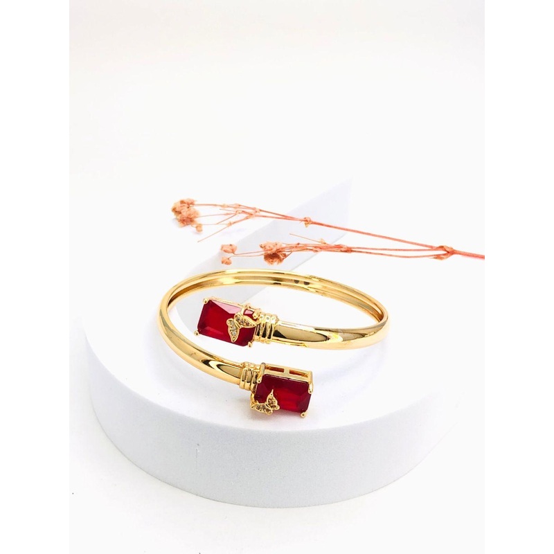 Anouk Women Brass American Diamond Antique Gold-Plated Kada Bracelet