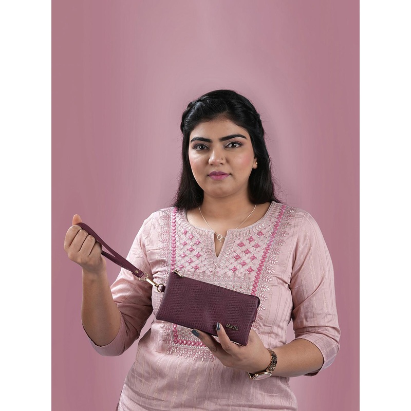 Mochi Burgundy Textured Purse Clutch