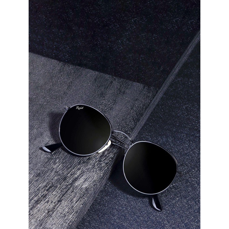 RESIST EYEWEAR UNISEX Black UV Protected Round Sunglasses