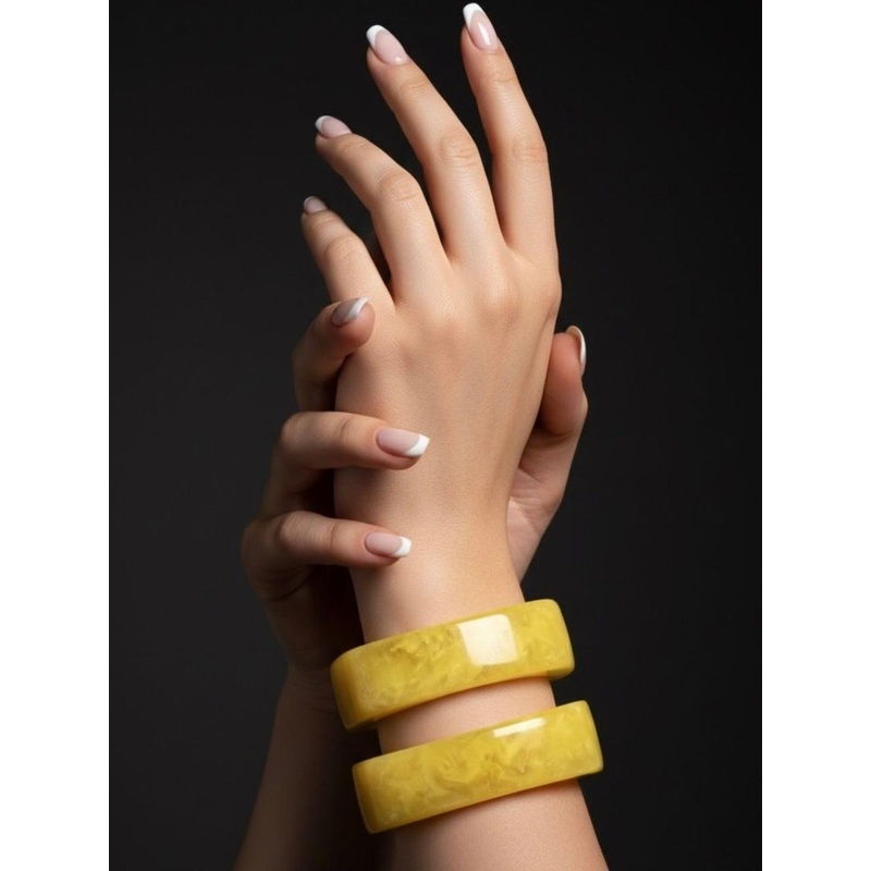 TAG 7 Set Of 2 Resin Ethnic Bangles