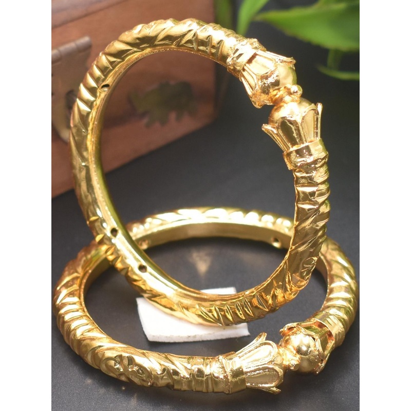 SATTIK Women Pack of 2 Brass Gold-plated Bangles