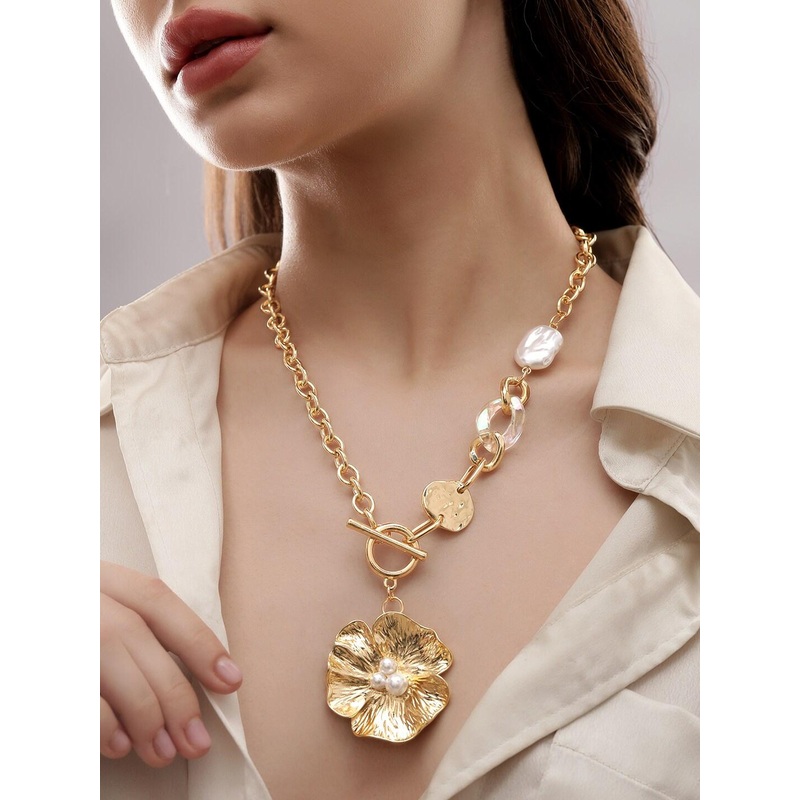 Rubans Voguish Gold-Toned & White Gold-Plated Handcrafted Necklace