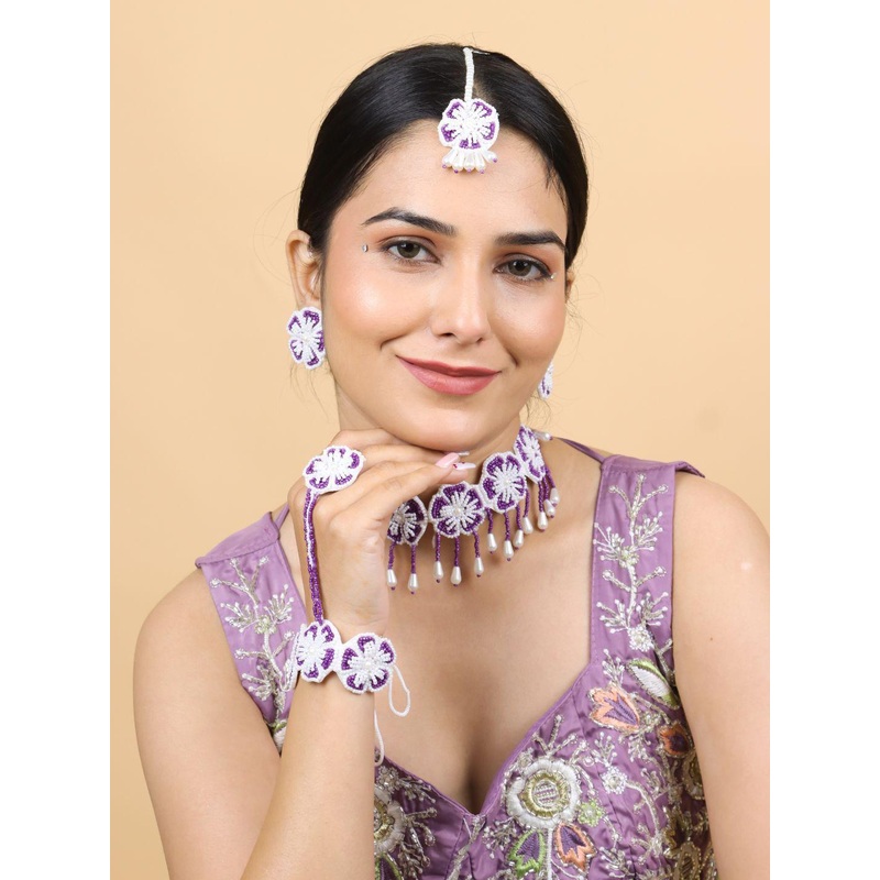 Sangria Boho Gold-Plated Artificial Beads Beaded Floral Jewellery Set