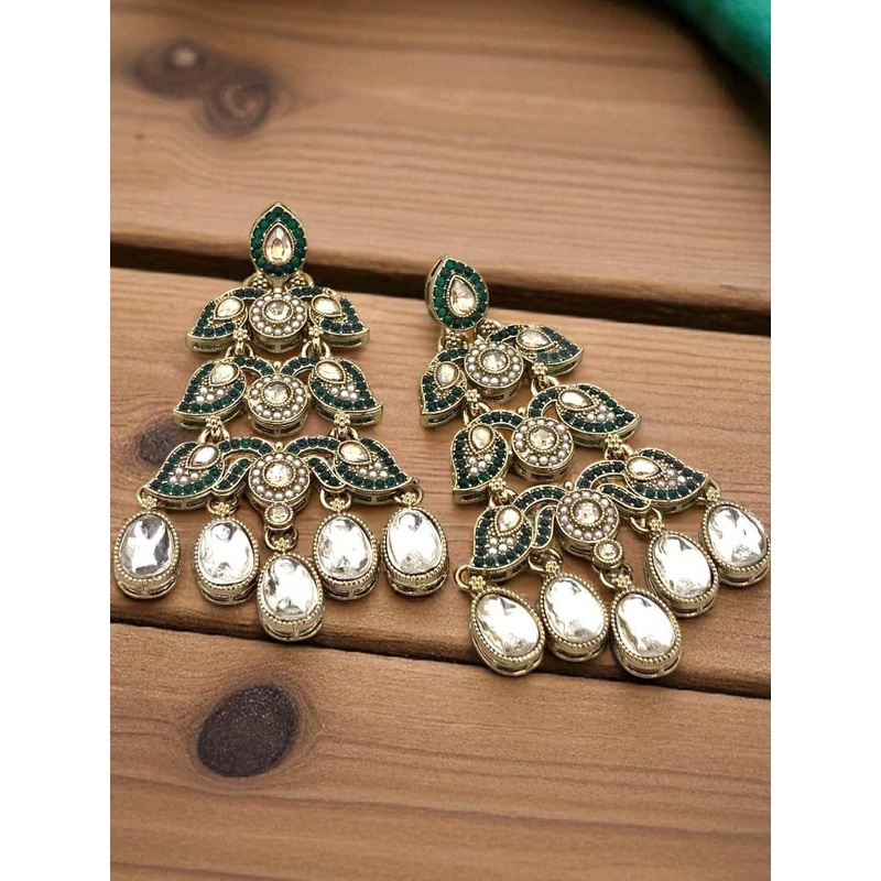 BFC – BUY FOR CHANGE Women Gold Plated Kudan Studded Chandbalis Earrings