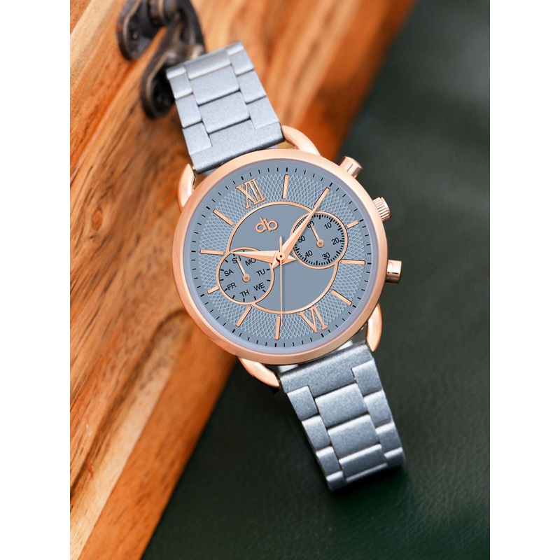 DressBerry Women Dial & Straps Analogue Watch