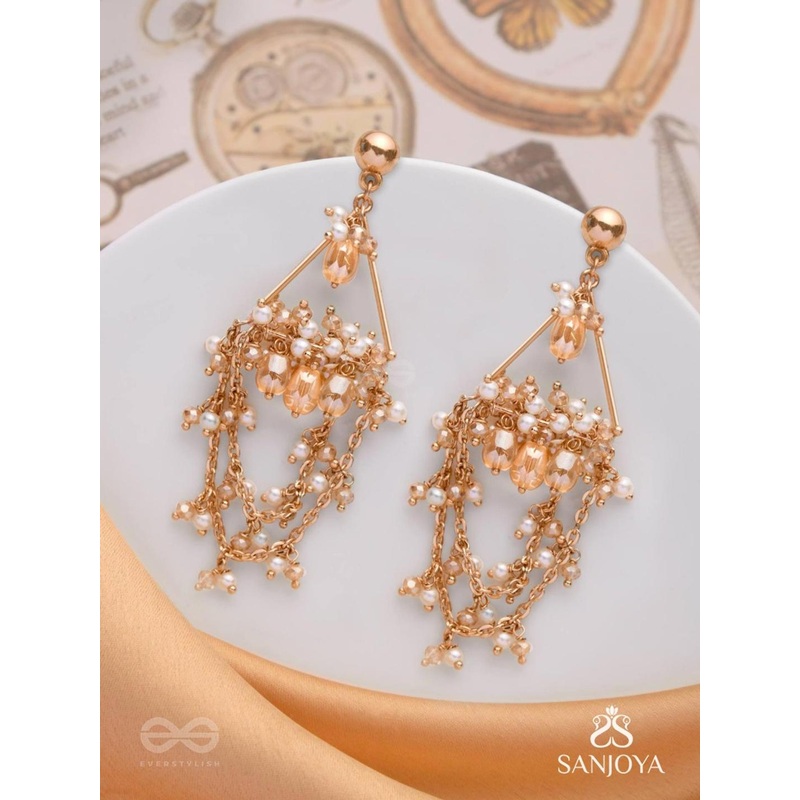 EVERSTYLISH Sanjoya Golden Embellished Earrings