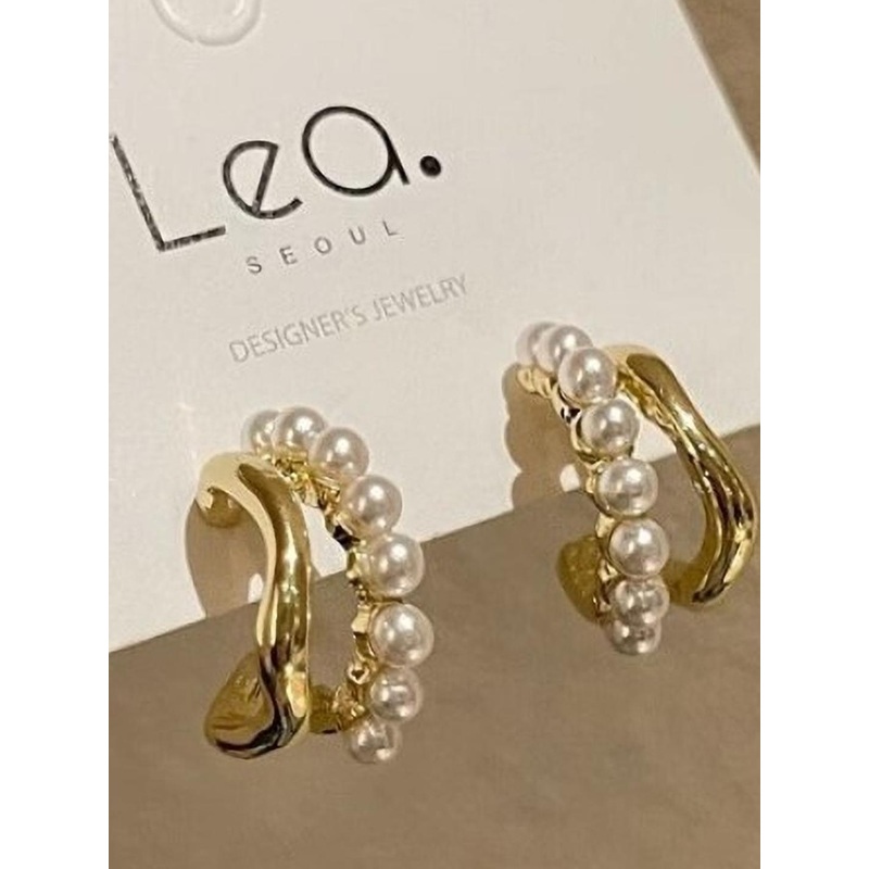 AKISON JEWELS Gold-Tone Pearl Hoop Earrings