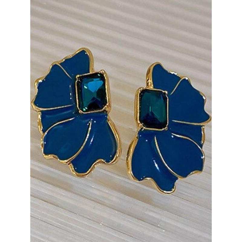 AKISON JEWELS Blue Quirky Studs Earrings