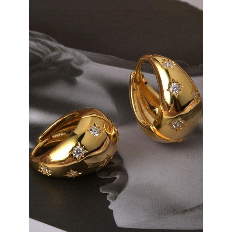 AKISON JEWELS Contemporary Hoop Earrings