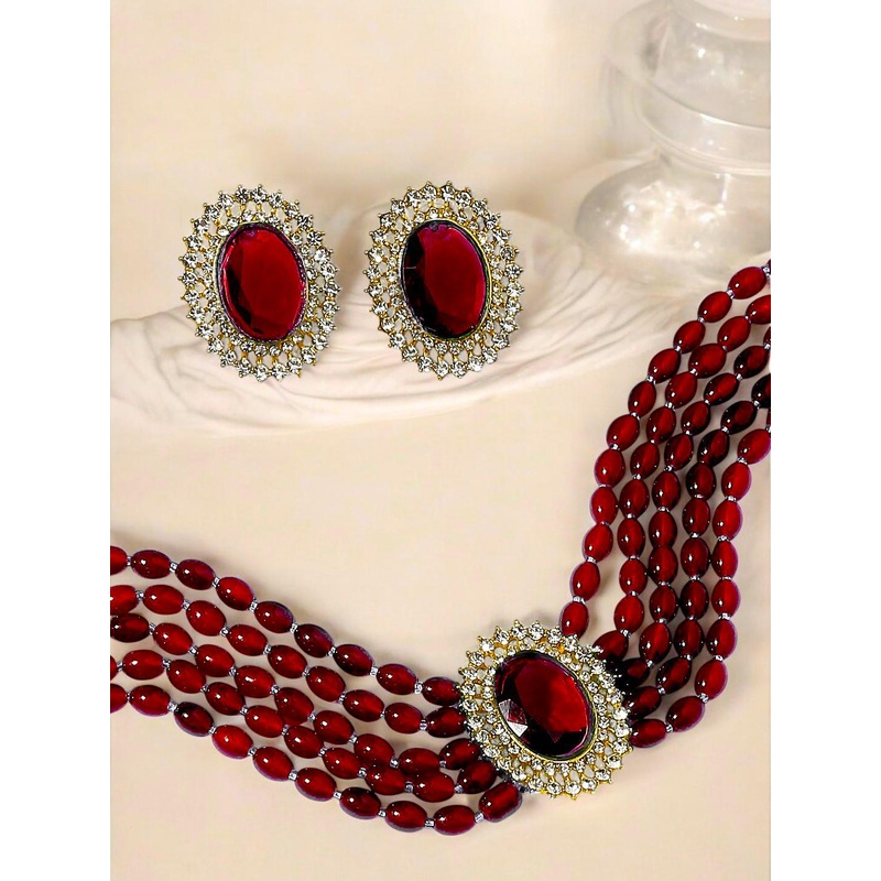 OOMPH Kundan Stone Studded Choker Jewellery Set