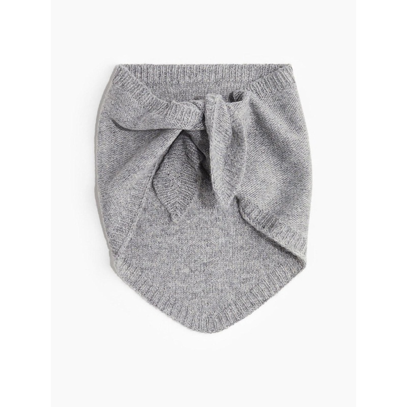H&M Women Knitted Triangle Scarf
