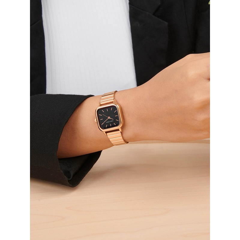 JOKER & WITCH Women Dial & Stainless Steel Straps Analogue Watch AMWW903