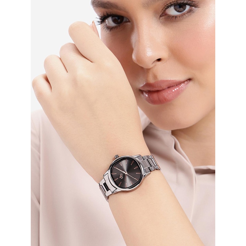 DressBerry Women Bracelet Style Straps Analogue Watch UT-A8643-GM-DB
