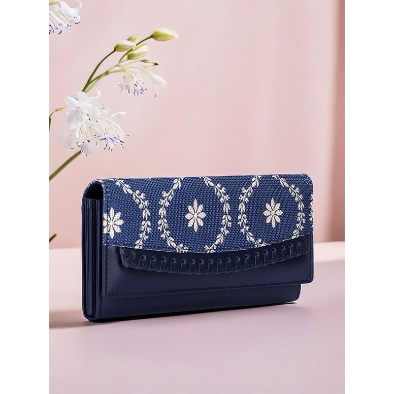 THE CLOWNFISH Ladyluxe Women Printed Leather RFID Two Fold Wallet