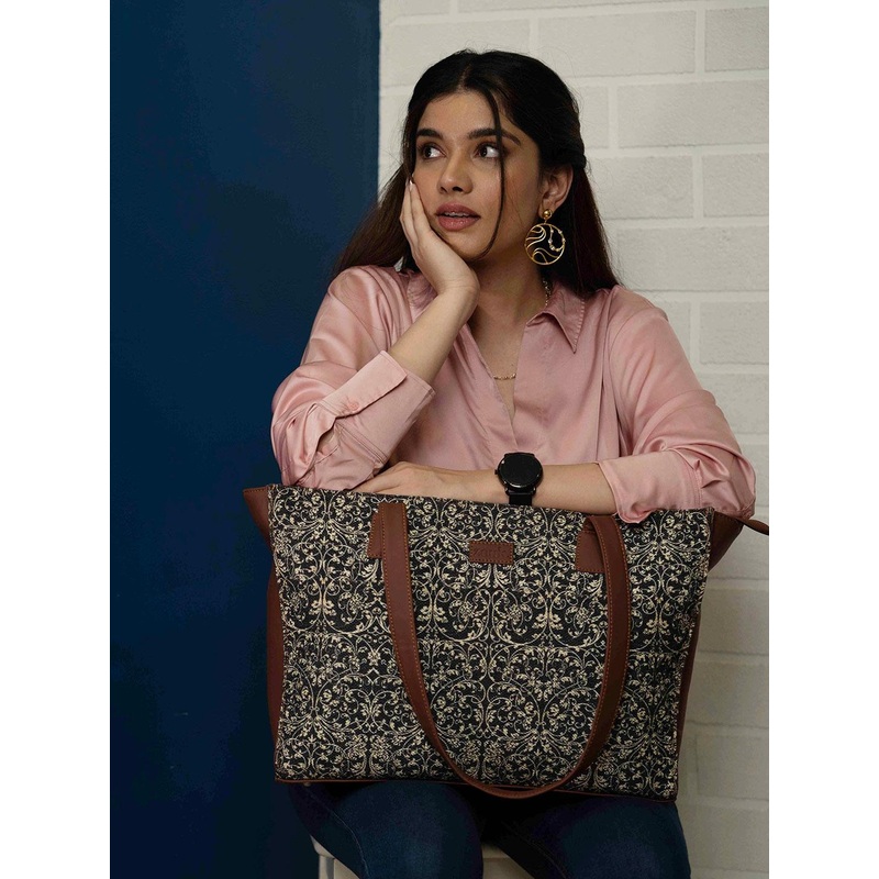 ZOUK Floral Printed Structured Tote Bag