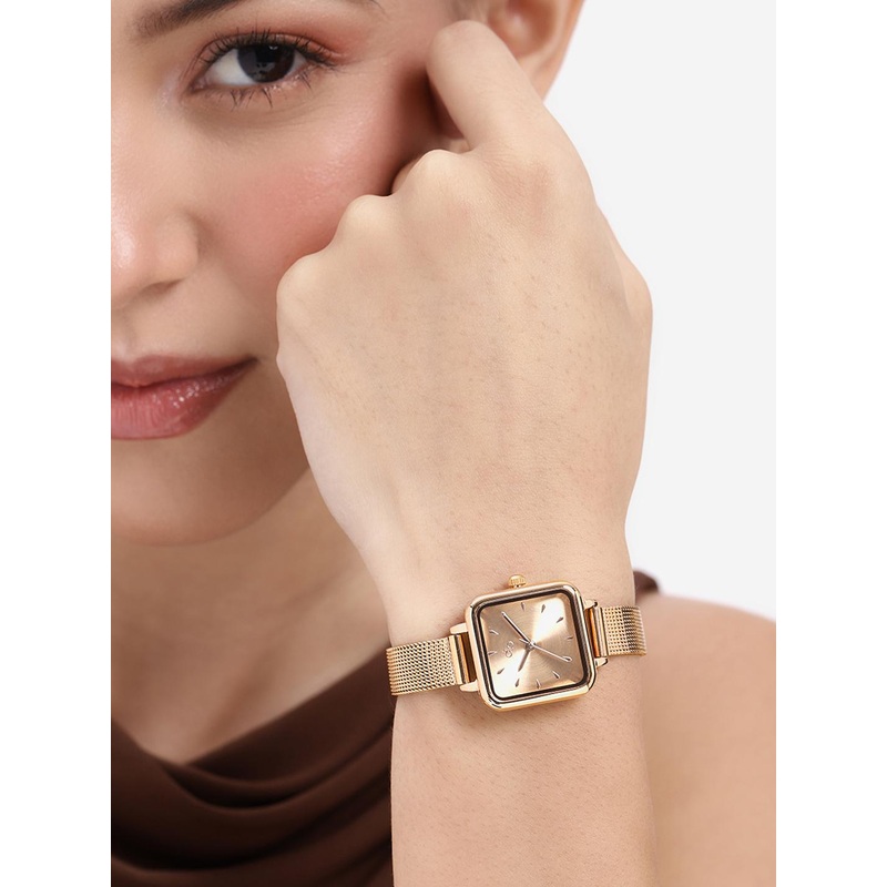 DressBerry Women Bracelet Style Straps Analogue Watch UT-A8644-RG-DB