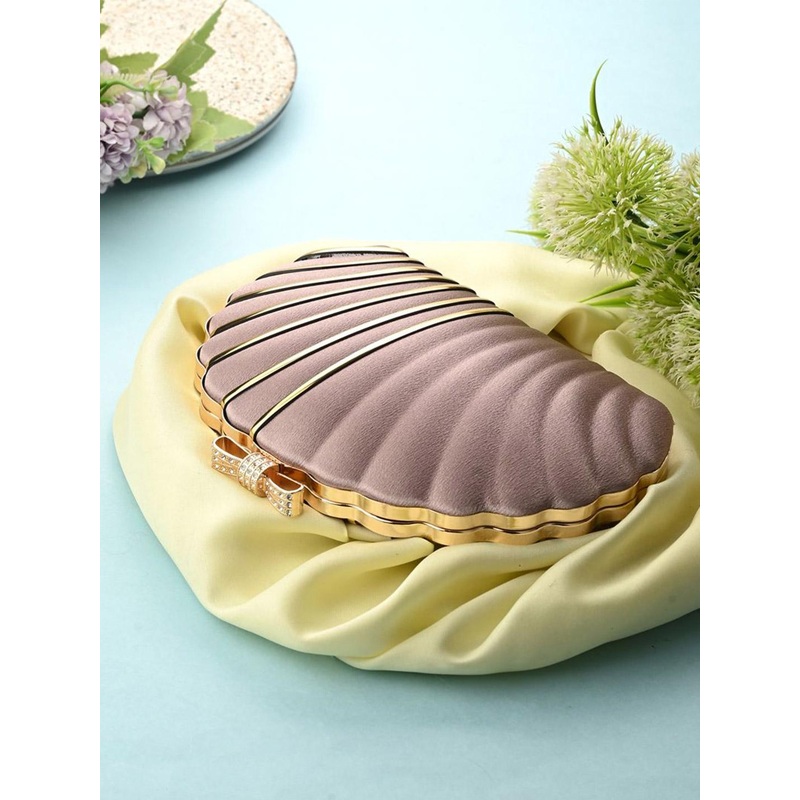 Sangria Pippingg Shell Clutches