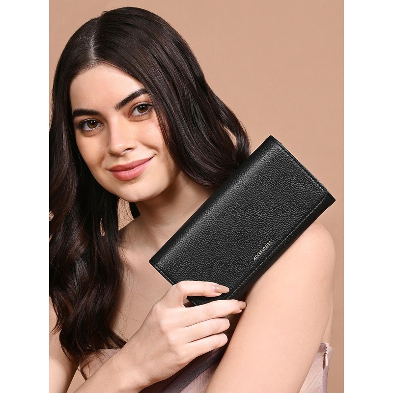 Accessorize Women compartment Large Wallet