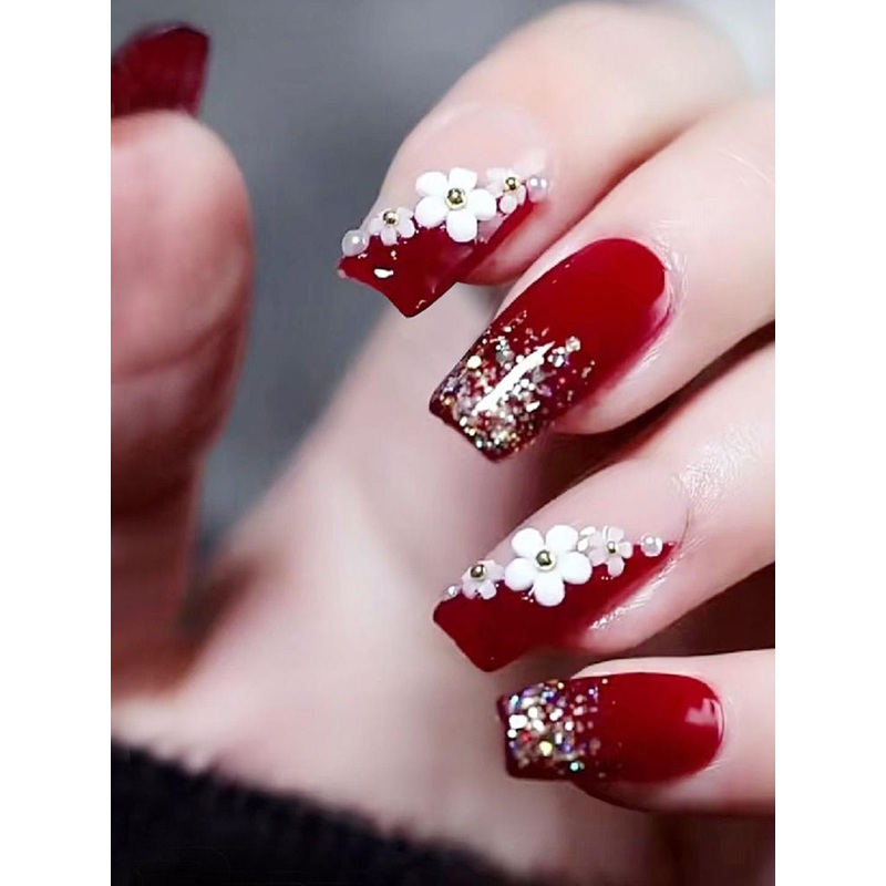 The Pink Truck Set Of 24 Reusable Artificial Nails – Maroon With Glitter & Flowers