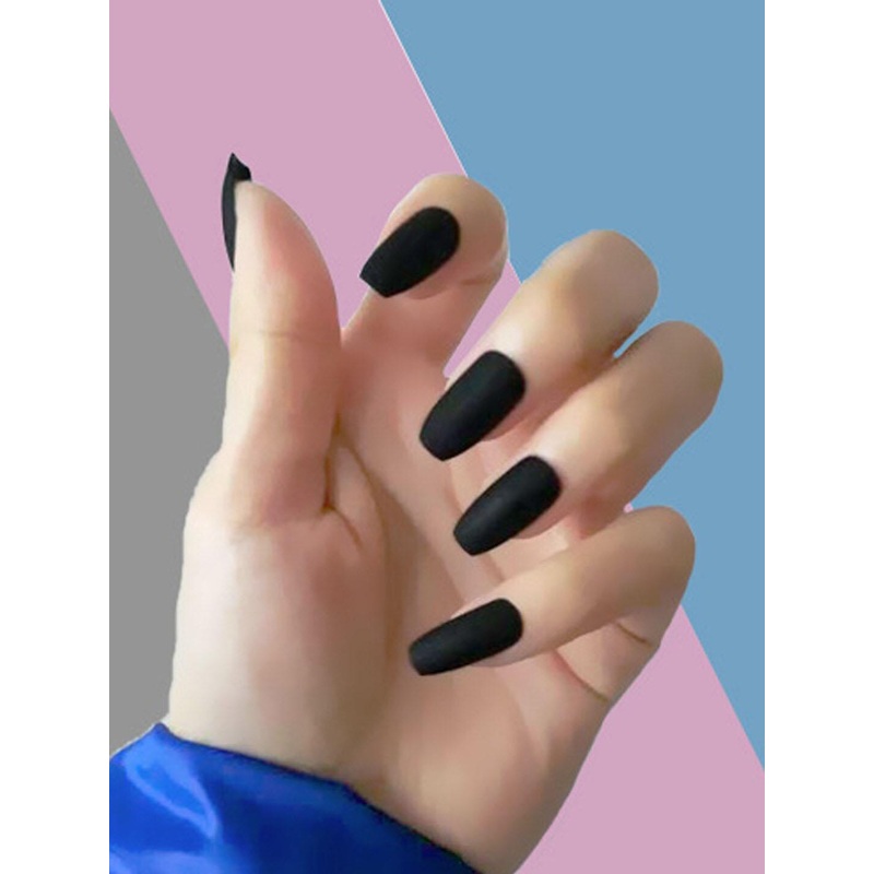 Secret Lives Set of 24 Plain Matte Fake Nail Extensions – Black Matte