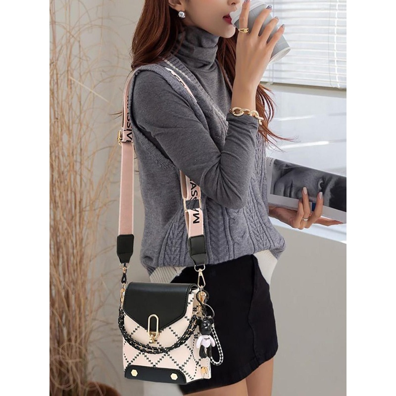 Styli Women Black Embellished Drop Braided Handbag