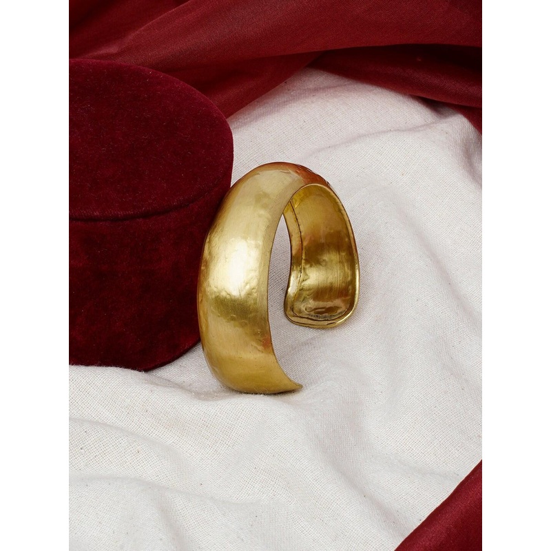 TEEJH Women Gold-Toned Gold-Plated Cuff Bracelet