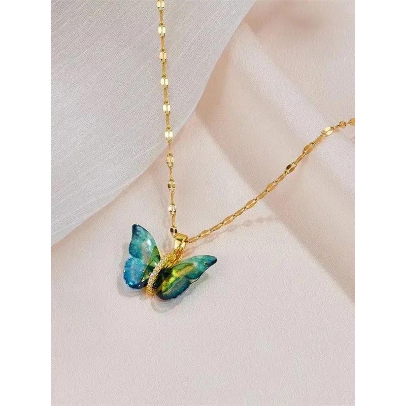 DIVASTRI Gold-Plated Stainless Steel Anti-Tarnish Butterfly locket Pendant With Chain