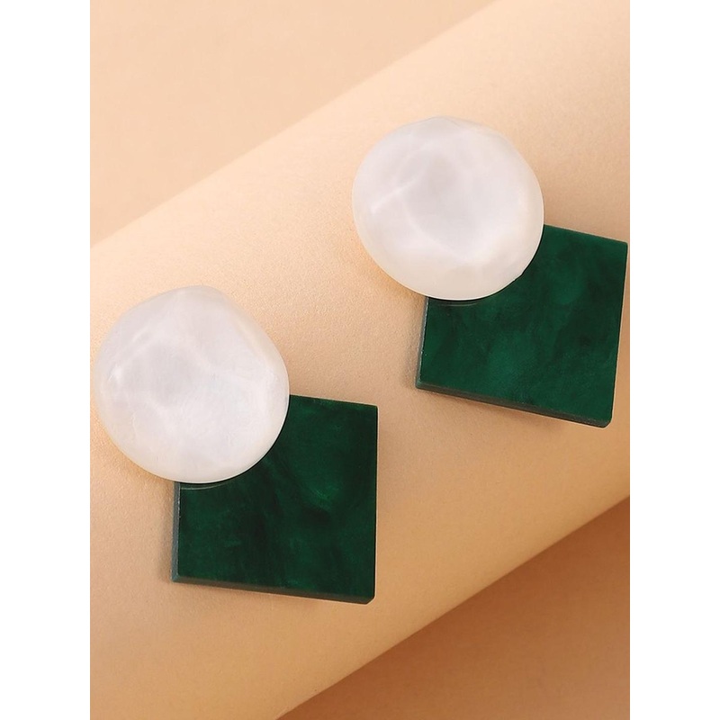 SOHI Gold Plated Party Pearls Drop Earring